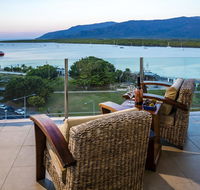 Jack and Newell Holiday Apartments - Tourism Townsville