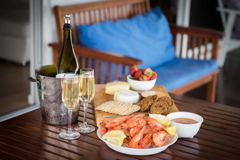 Nautilus On The Hill - Airlie Beach - Tourism Townsville 15