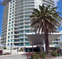 Wings Resort Apartments and 2 Story Penthouses - We Accommodate - Tourism Townsville