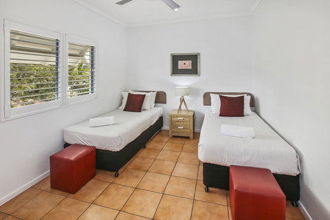Rimini Holiday Apartments - Tourism Townsville 1