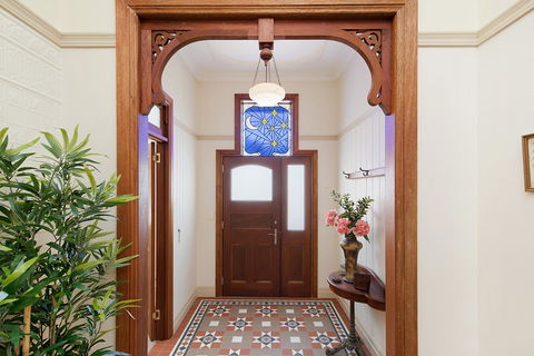 The Guesthouse Maleny - Tourism Townsville 20