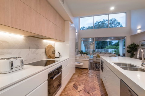 Noosa Villas - Tourism Townsville 15
