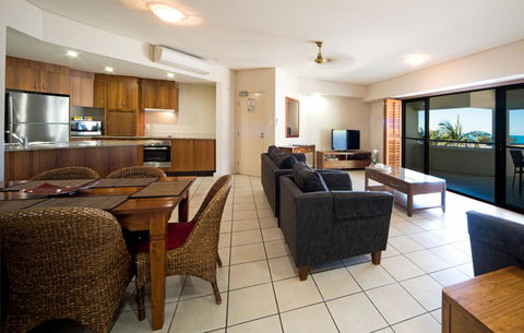 Portside Whitsunday Luxury Holiday Apartments - Tourism Townsville 5
