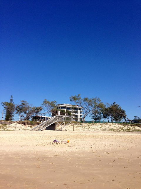 Meridian Alex Beach Apartments - Tourism Townsville 22