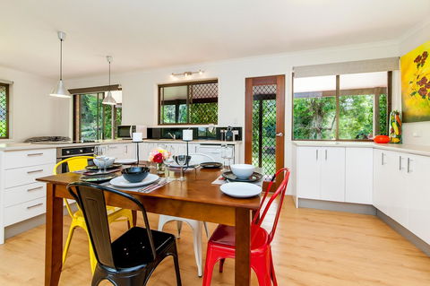 Arthouse - Tourism Townsville 0