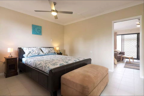 The Villa At The Bay - Tourism Townsville 1