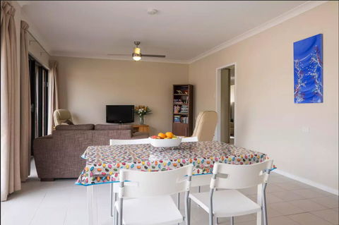 The Villa At The Bay - Tourism Townsville 10