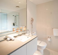 Circle On Cavill Surfers Paradise Apartments - Tourism Townsville