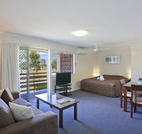 Regency Waterfront Noosa - Tourism Townsville