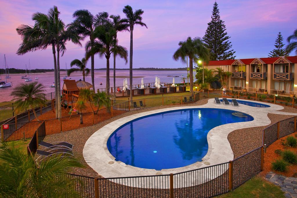 Flynns Beach ACT Tourism Townsville