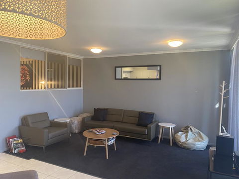 Waterside Holiday Rentals Unit 31 - Tourism Townsville 3