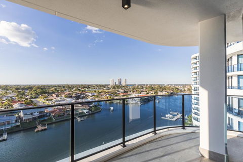 Waterview 3BR Modern Apartment Near Harbour Town - Waterpoint - Tourism Townsville 2