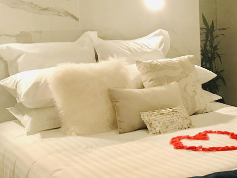 Waves And White Horses Seaview Retreat (adults Only) - Tourism Townsville 3