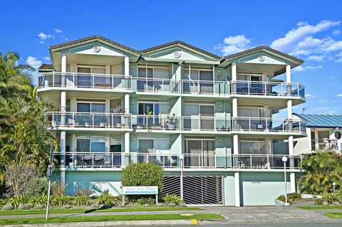 Westport Palms 14 Buller Street - Tourism Townsville 0