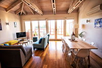 WHARF COTTAGE