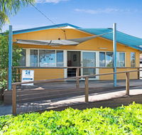 Wheelchair Friendly with water views - Welsby Pde Bongaree - Tourism Townsville