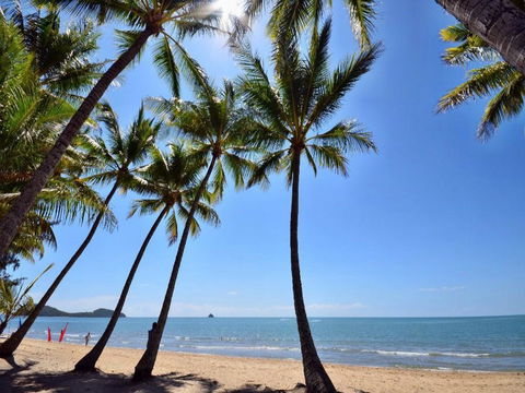 Whitehouse - Palm Cove - Tourism Townsville 3
