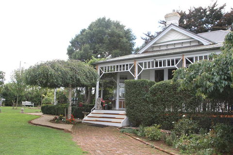 Willowlodge - Tourism Townsville 3