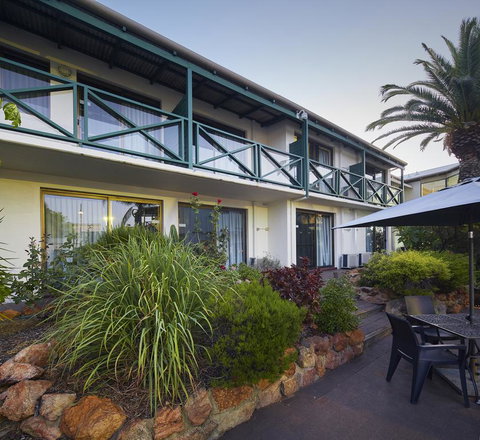 Windsor Lodge - Tourism Townsville 3