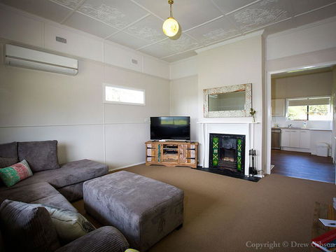 Wine Country Cottage Located Right At The Hunter Valley Gateway, Close To Everything - Tourism Townsville 1