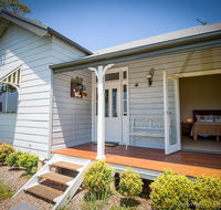 Wine Country Cottage located right at the Hunter Valley gateway close to everything - Tourism Townsville