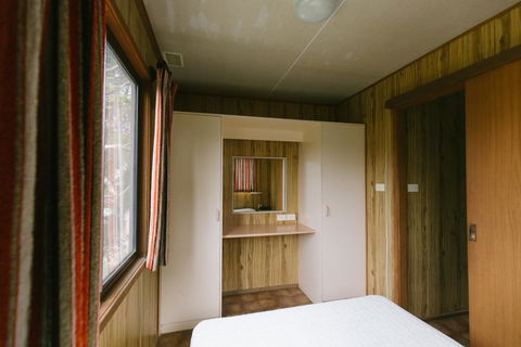 Wonboyn Cabins - Tourism Townsville 2
