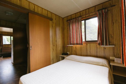 Wonboyn Cabins - Tourism Townsville 3