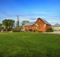 Woodend Old School House - Tourism Townsville