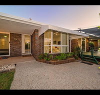 Woorim Secluded Palms Cottage - Tourism Townsville
