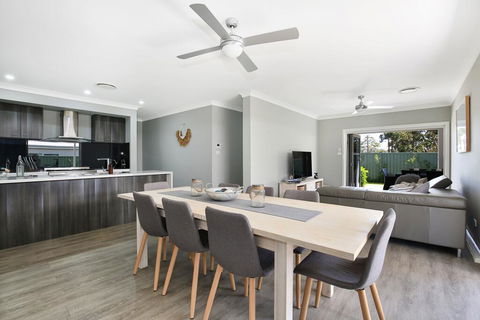 Wowly Waters - Pet Friendly - 1 Min Walk To Beach - Tourism Townsville 2