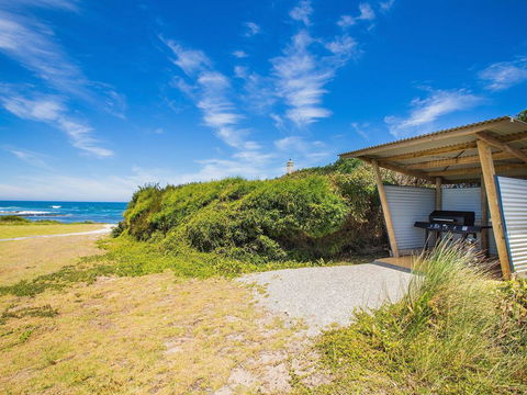 WYTONIA 3 PENTHOUSE - Tourism Townsville 1