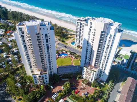 Xanadu Resort - Tourism Townsville 0