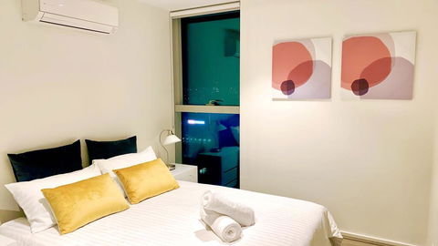 Xu's Residence@888 Collins St - Tourism Townsville 1