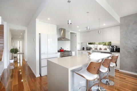 Xus Residence - Tourism Townsville 3