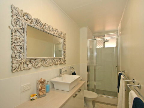 Yamba Daze - Sunset - Pet Friendly - Tourism Townsville 3