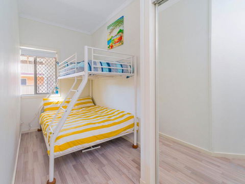 Yamba Daze - Sunset - Pet Friendly - Tourism Townsville 2
