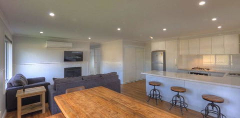 Yarrawonga Holiday Park - Tourism Townsville 1