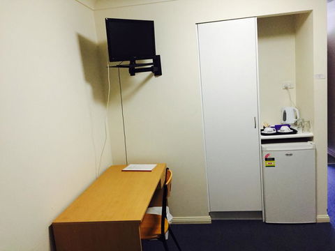 Yetholme Motor Inn - Tourism Townsville 0