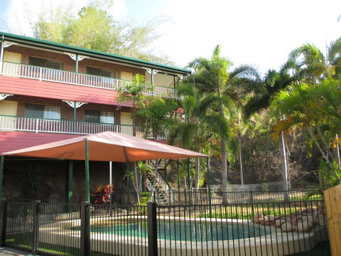 Yongala Lodge By The Strand - Tourism Townsville 0