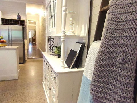 YSG The Edward Townhouses 155 And 157 - Steps To Town - Tourism Townsville 3