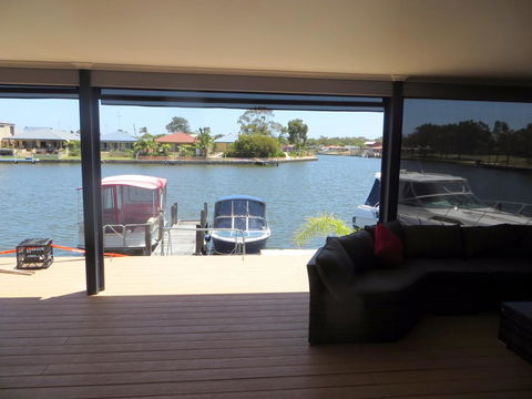 Yunderup Canal Getaway - Tourism Townsville 3