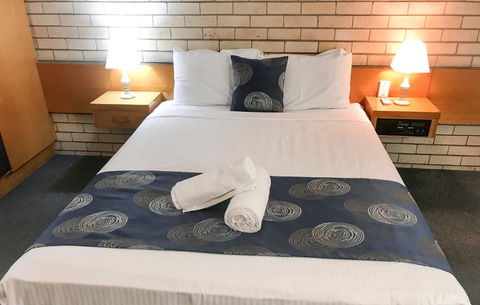 ZED MOTELS Tropical Gateway - Tourism Townsville 2