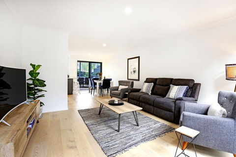 Zen @ Culburra - Pet Friendly - 8 Mins To Beach - Tourism Townsville 1