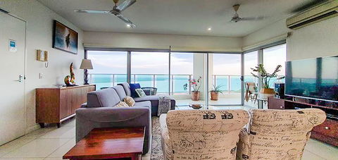 ZEN BY THE WATER - Darwin Premier Retreat - Tourism Townsville 3