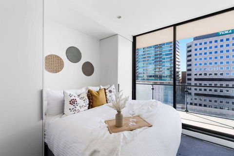 A 2BR Apt Near Shrine Of Remembrance FREE Parking - Tourism Townsville 1