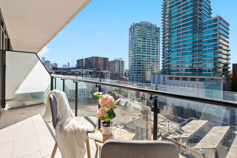 A 2BR Apt Near Shrine Of Remembrance FREE Parking - Tourism Townsville 0
