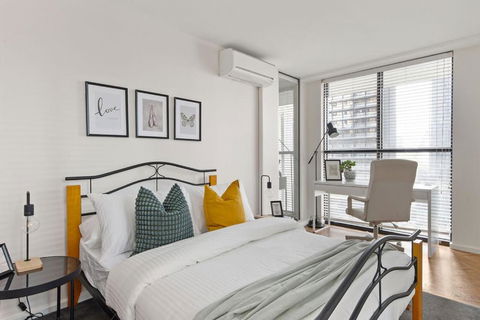 A 2BR Loft Near Melbourne Central FREE Parking - Tourism Townsville 0