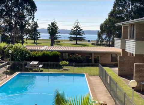 A Beach Apartment - Tourism Townsville 3