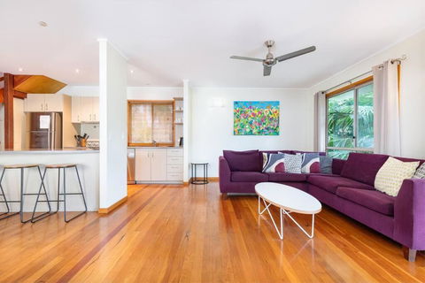 A Beach House - Tourism Townsville 2