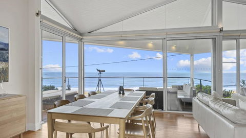 A Beachside Getaway - 8 - Tourism Townsville 0